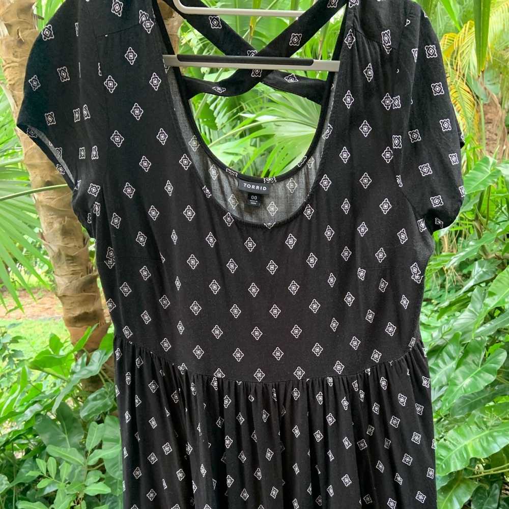 Torrid Sz 00 Black Patterned Dress